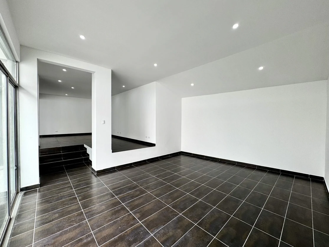 House For Sale in Bello Horizonte - Gallery image 17