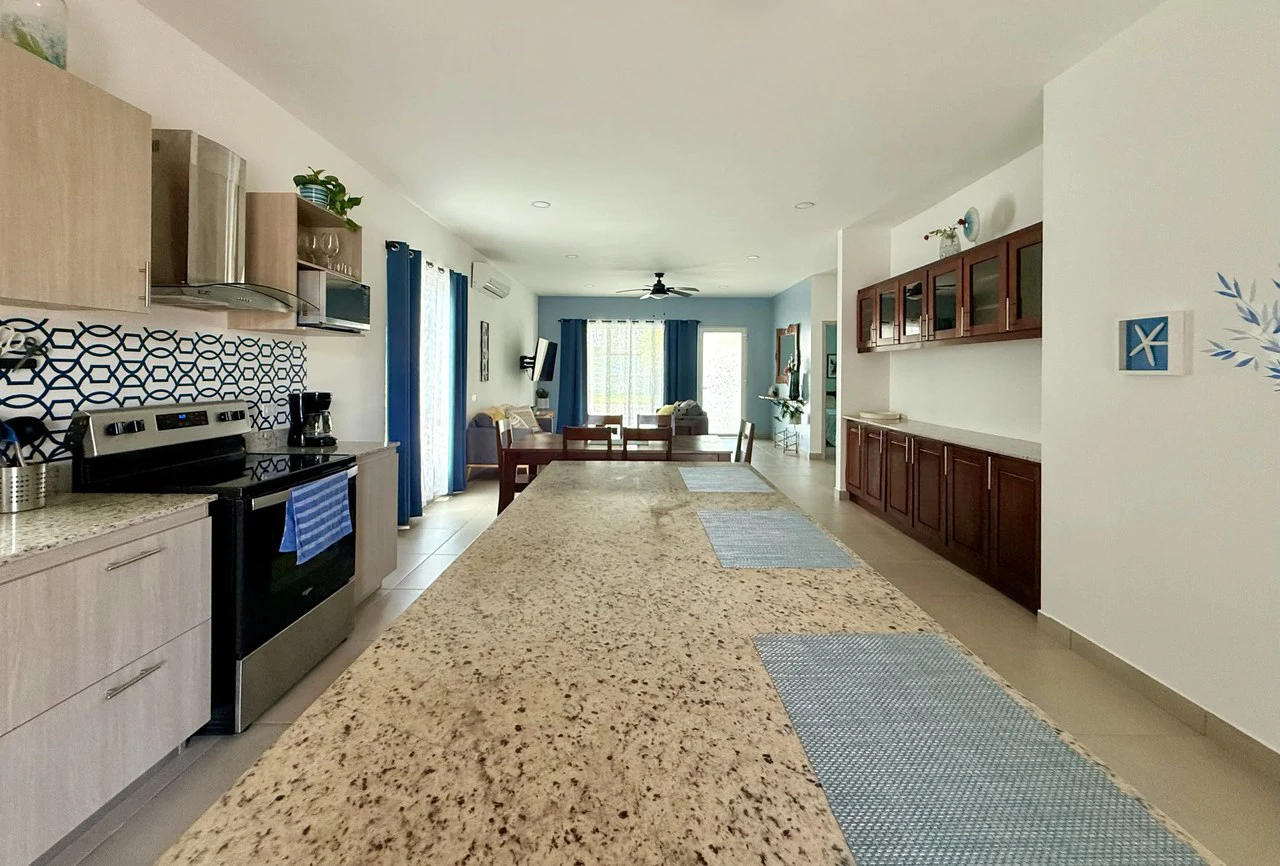 BRISAS 48.  $449,950 USD: Beautiful Brisas Bungalow 100 Meters from the beach! - Gallery image 15