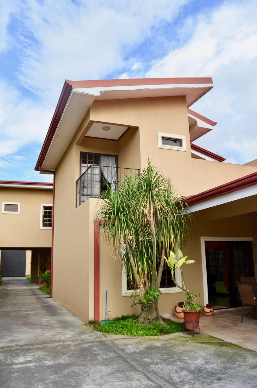 Gorgeous 4 Bedroom house for sale in Santo Domingo de Heredia - Gallery image 27