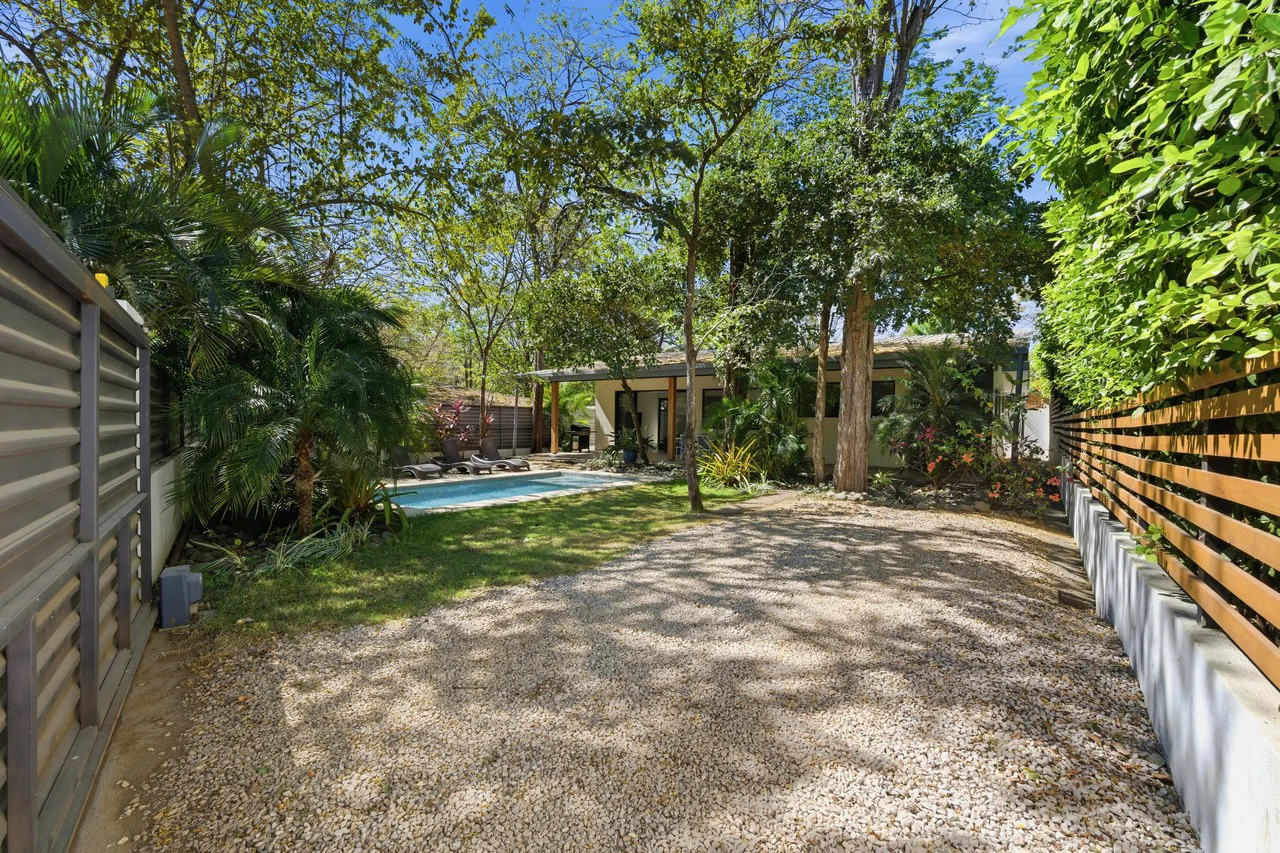 Casa Oasis: Modern Tropical Living Minutes from Tamarindo - Gallery image 39