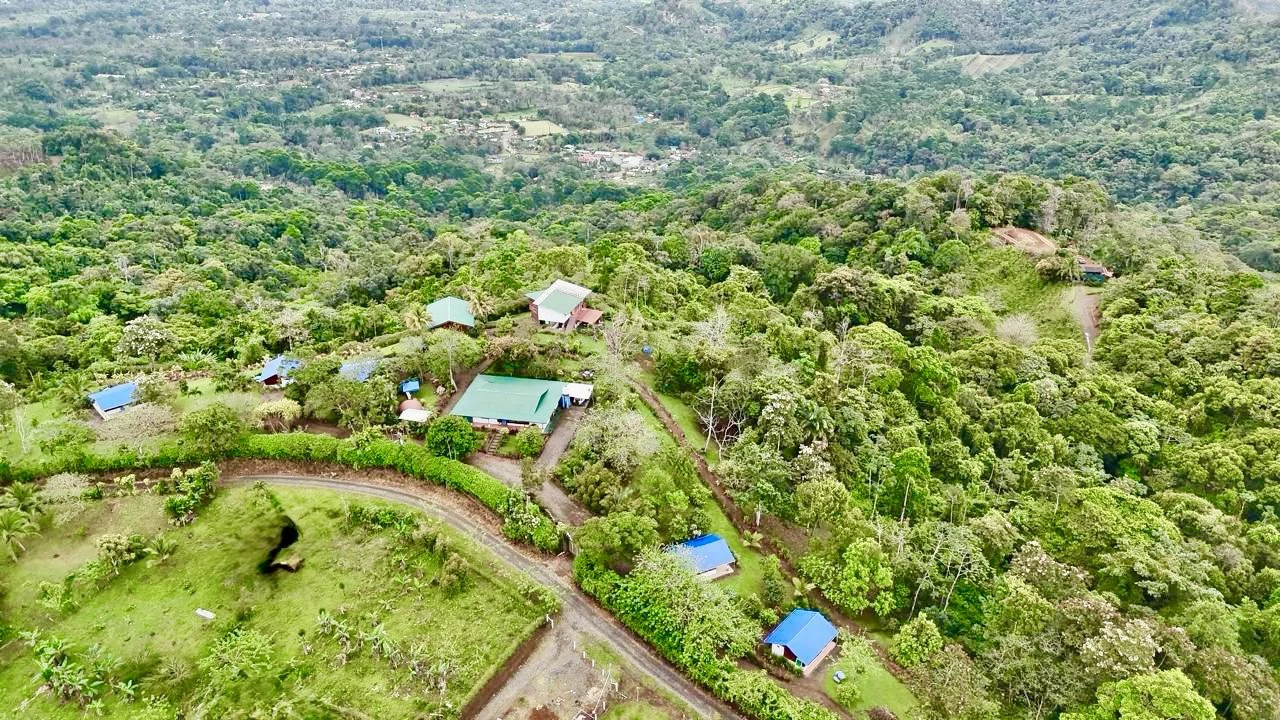 Costa Rica Ecolodge Retreat: Spectacular Views Turnkey Ecolodge Mountain Retreat in the heart of Costa Rica - Gallery image 64