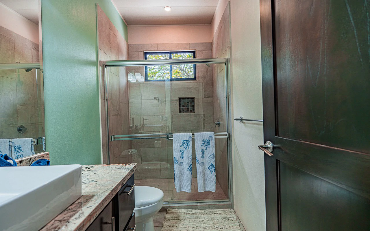 Riverfront Baru Estate Luxury Oasis Walkable to Playa Dominical - Gallery image 40