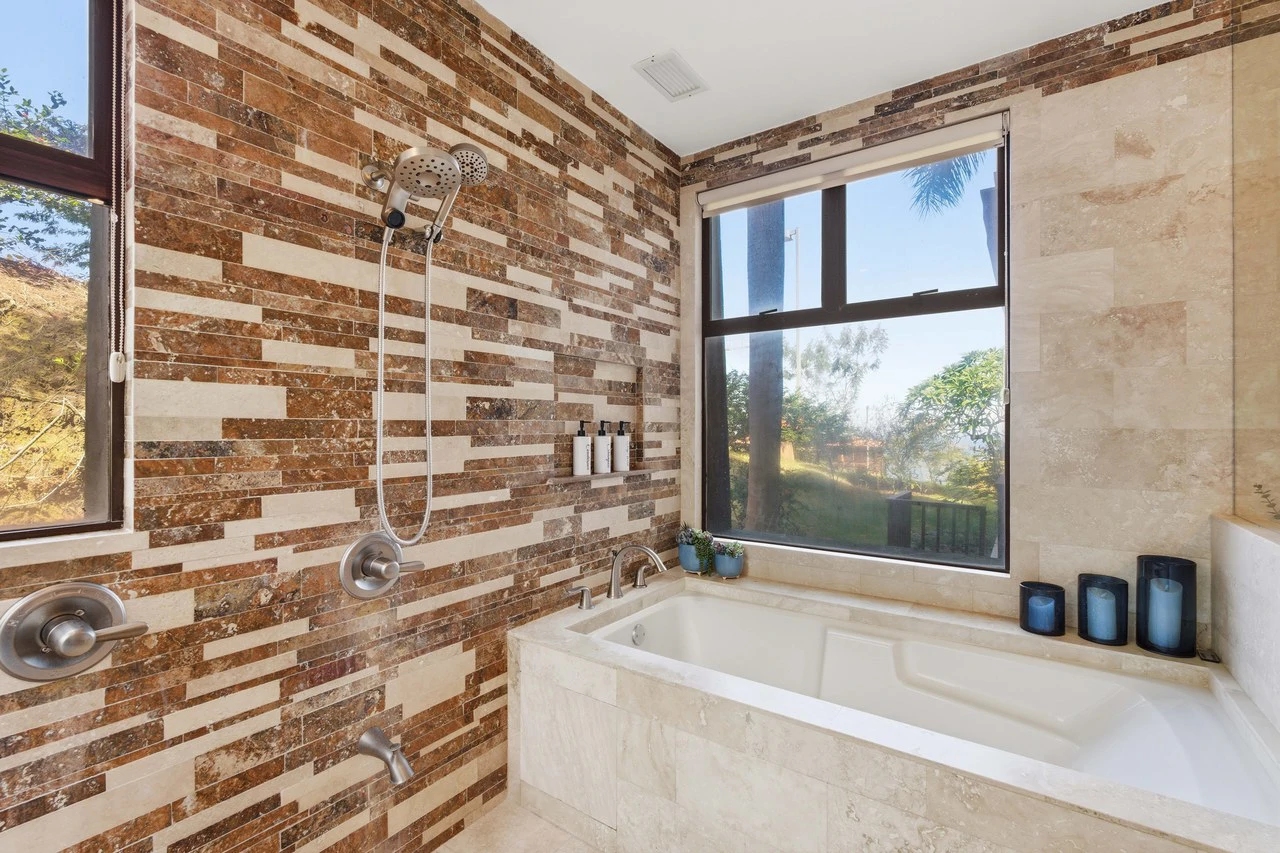 Casa De Los Monos: Upgraded Ocean-View Condo with Direct Pool Access at Azul Paraíso - Gallery image 16