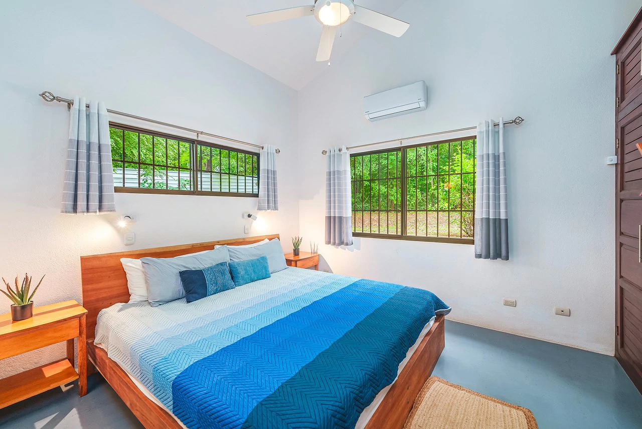 Campo de Sueños: Fresh 3BR Beach Home & Pool on 3/4 Acre - Gallery image 26