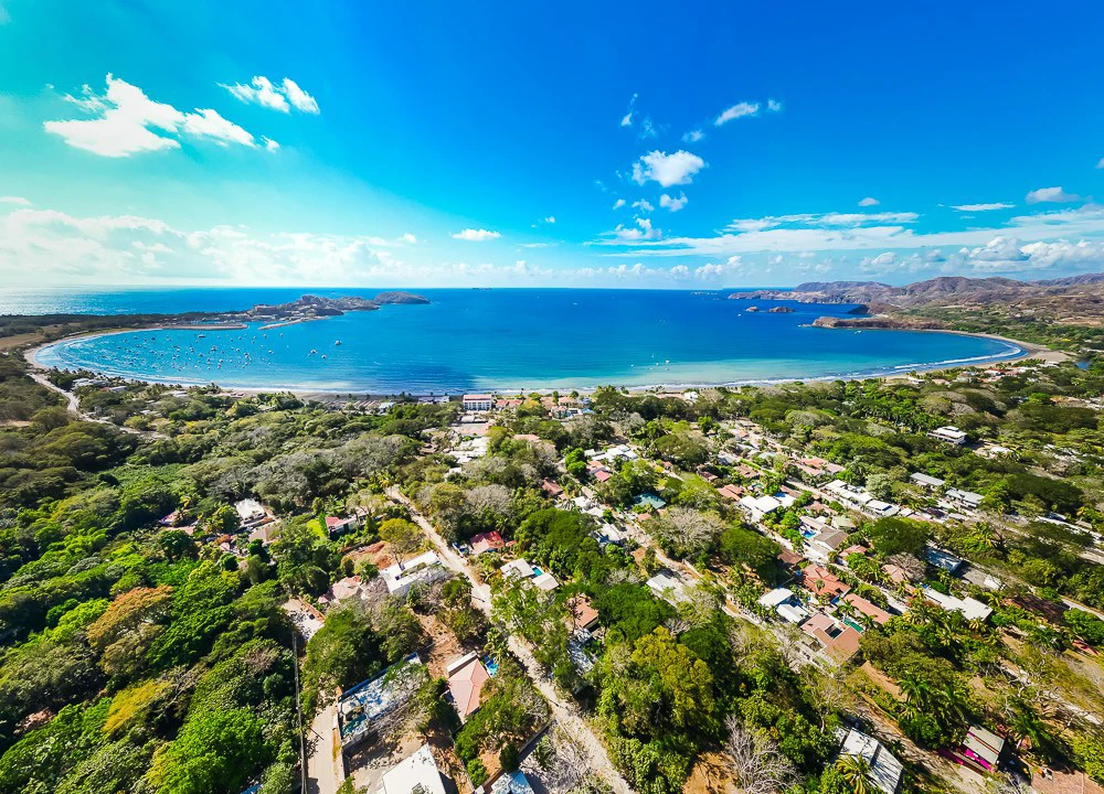 Casa Suerte: Modern 2-Bedroom Tropical Home with Pool Near Playa Potrero and Flamingo Marina - Gallery image 26