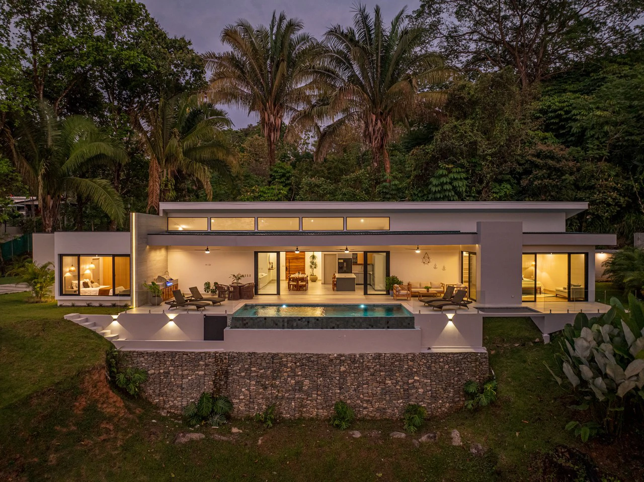 Luxury, Comfort & Investment Potential – Ocean-View Home in Uvita - Gallery image 41
