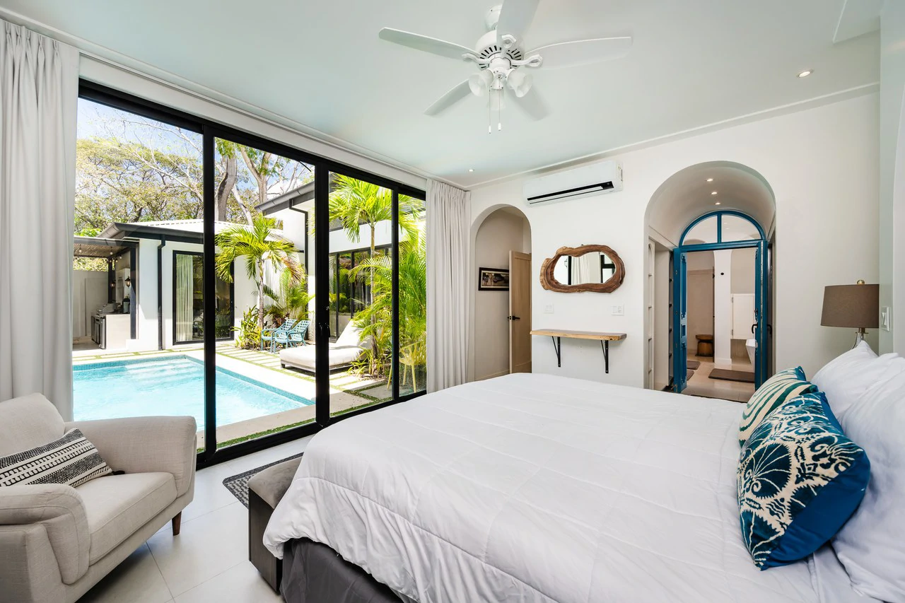 Casa Rio: Modern 5-Bedroom Home with Pool & Casita in Surfside Potrero - Gallery image 13