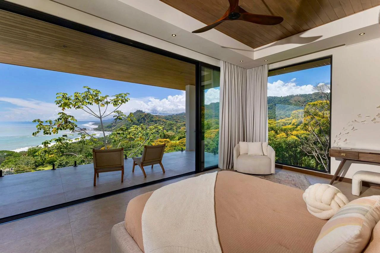 Luxurious 5 Bedroom Coastal Estate Dominical - Gallery image 21
