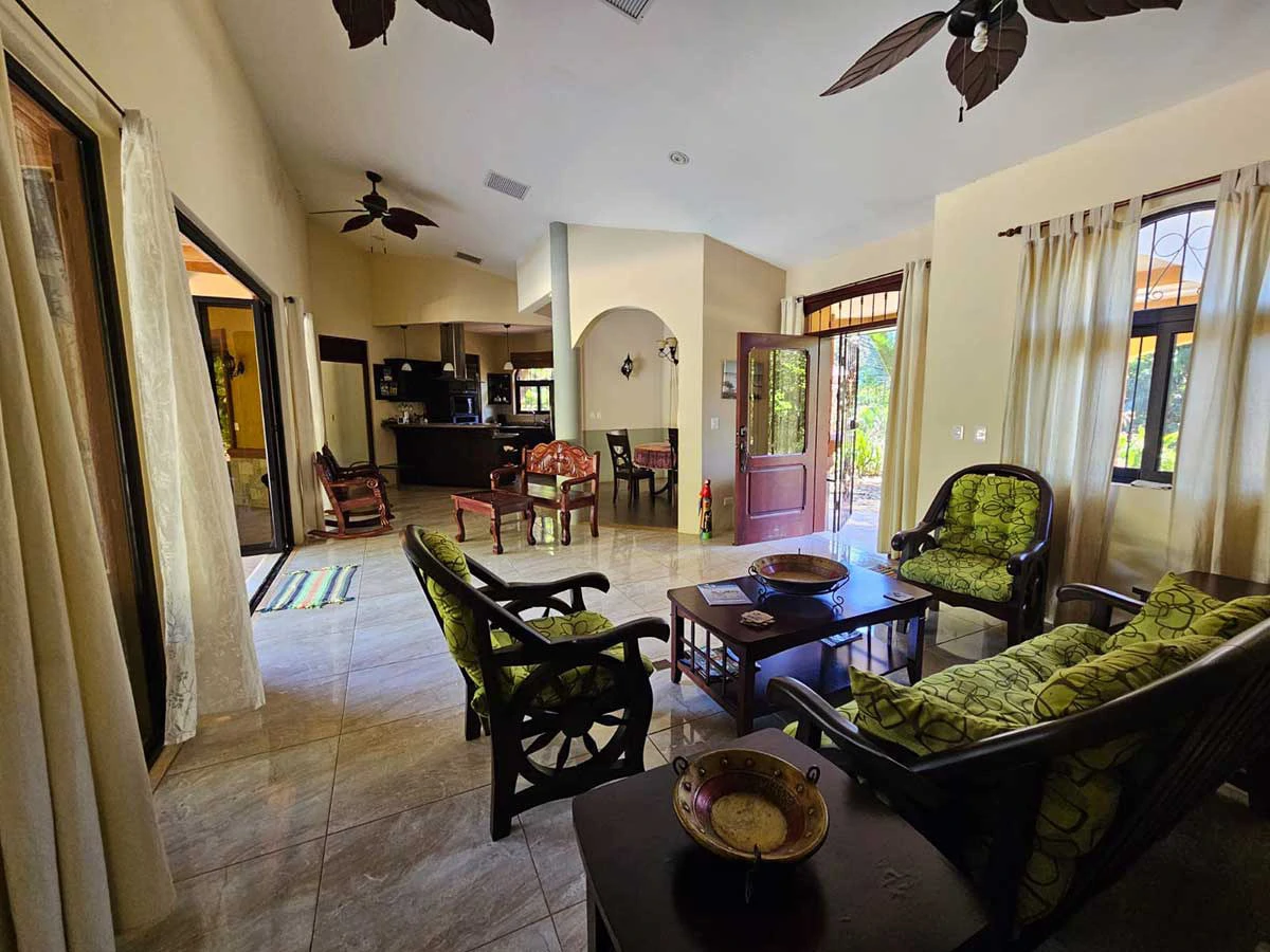 ID 4160: Villa Luna: 3-Bedroom Pool Home in Playa Tambor, Nicoya Peninsula - Gallery image 9
