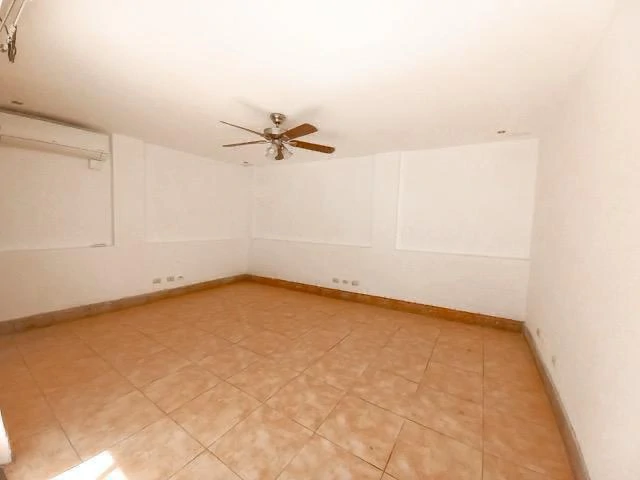 Independent House for Sale in Rohrmoser – 4 Bedrooms, Prime Location - Gallery image 13