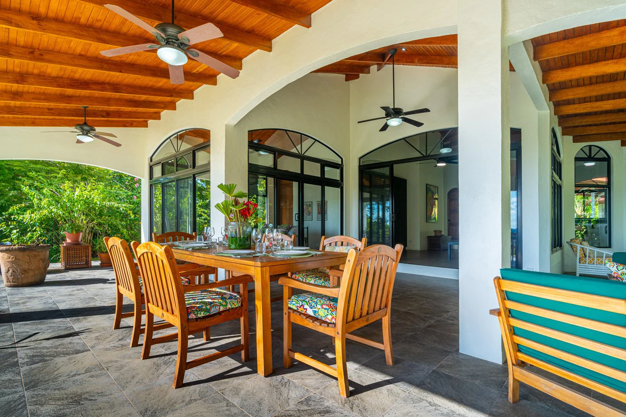 Villa Allamanda: Privacy Galore, Ocean, Jungle and Mountain Views - Gallery image 29