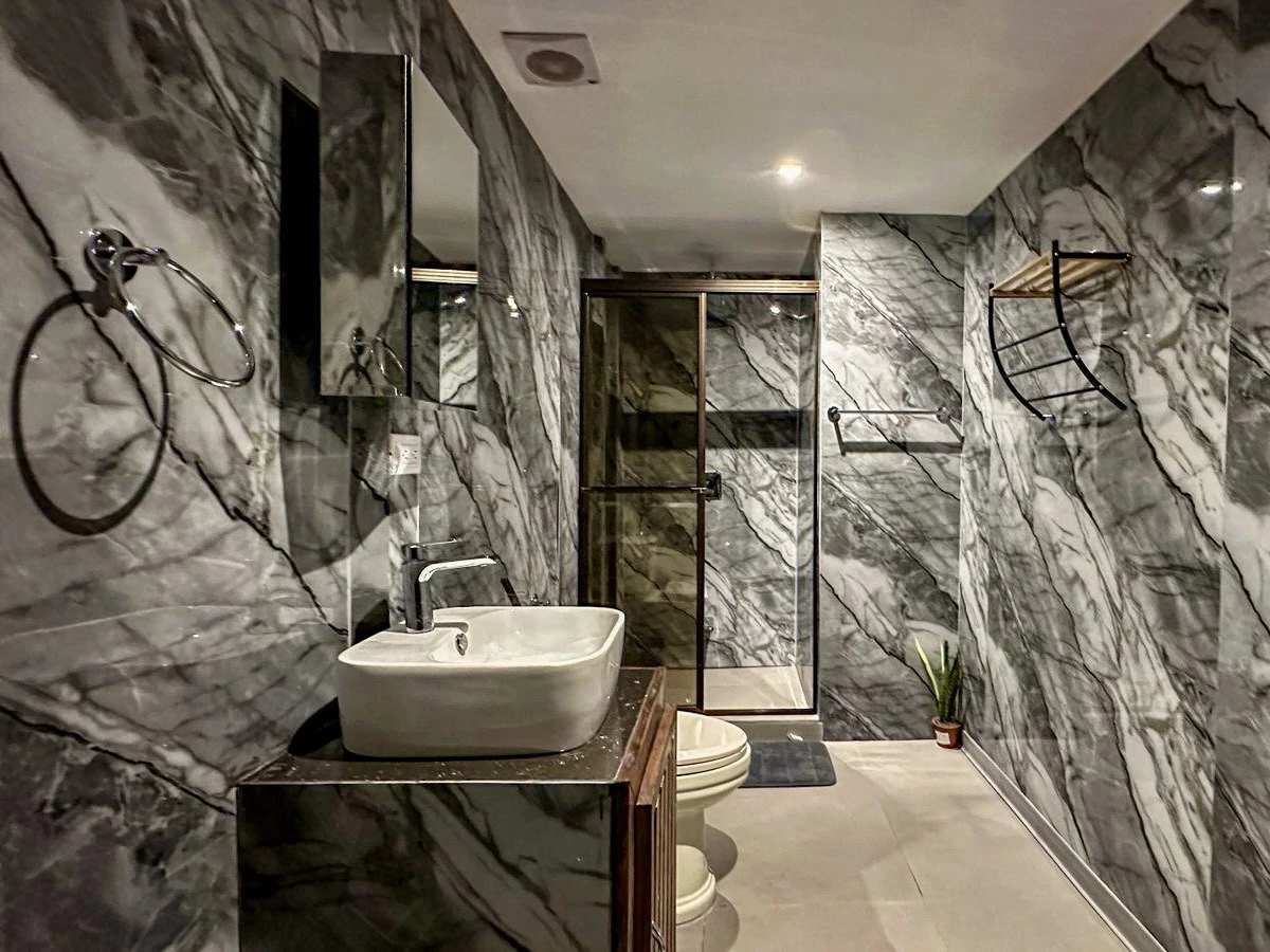 2-Bedroom Home with 3 Fully Furnished Apartments In Puerto Jimenez - Gallery image 13