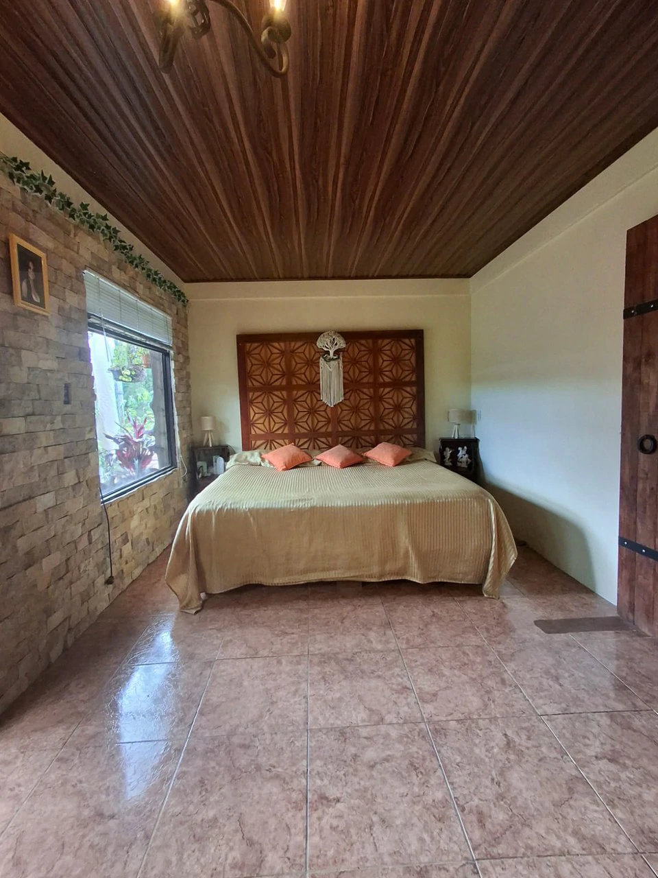 Casa Scenic Escape: Stylish cabin home with Panoramic Views!Views! - Gallery image 6