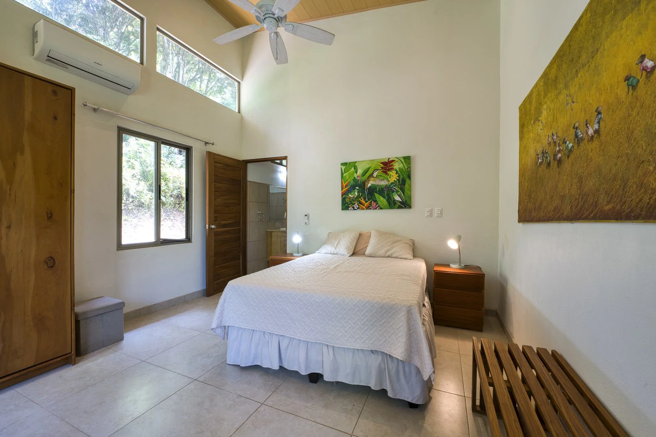 12.25 ACRES – 3 Bedroom 2 Story Ocean View Home 10 Min To The Beach!!! - Gallery image 3