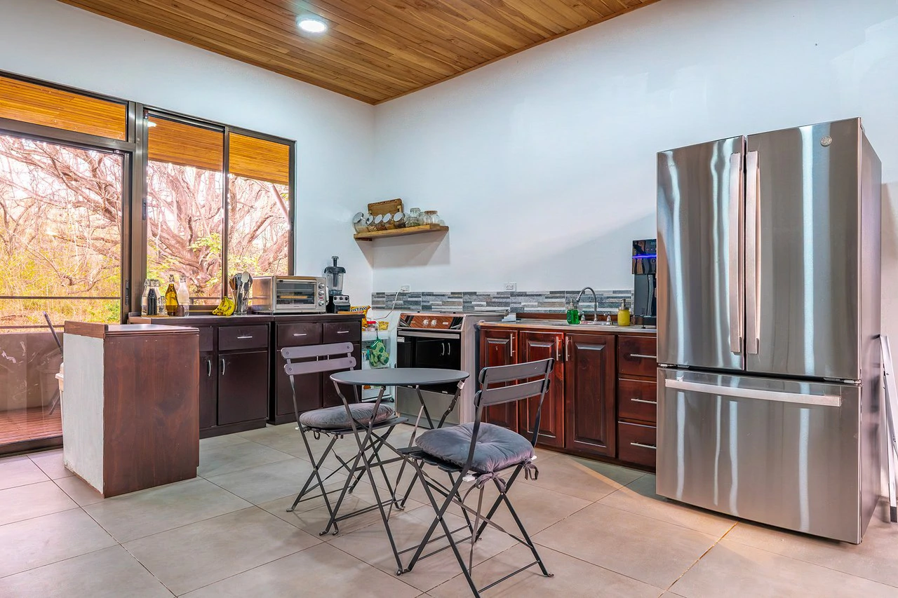 New 2BR Beach House, 5 min Walk to Playa Junquillal - Gallery image 8