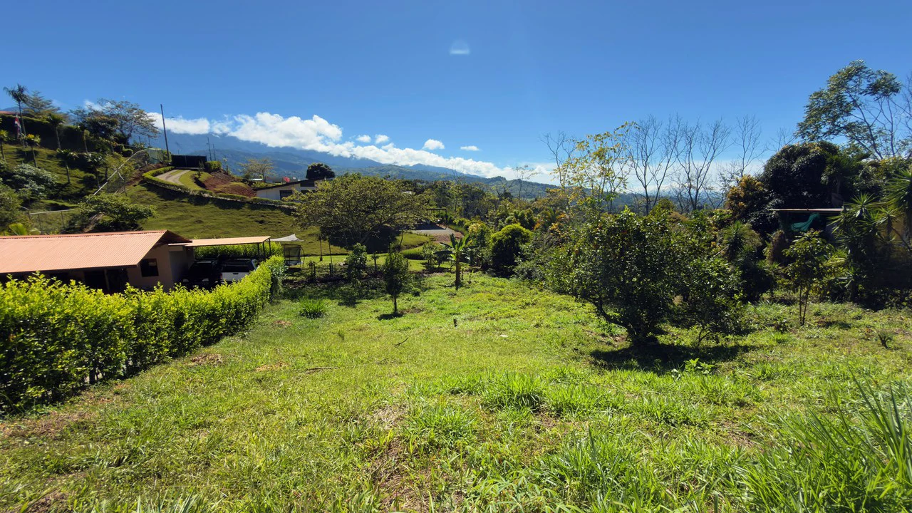 Countryside Home Construction Site For Sale in Miravalles - Gallery image 6