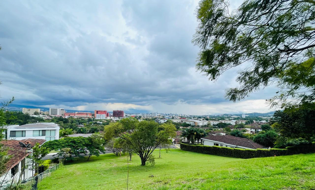 Lot for sale Cerro Alto Gated community Escazu Guachipelin - Gallery image 4