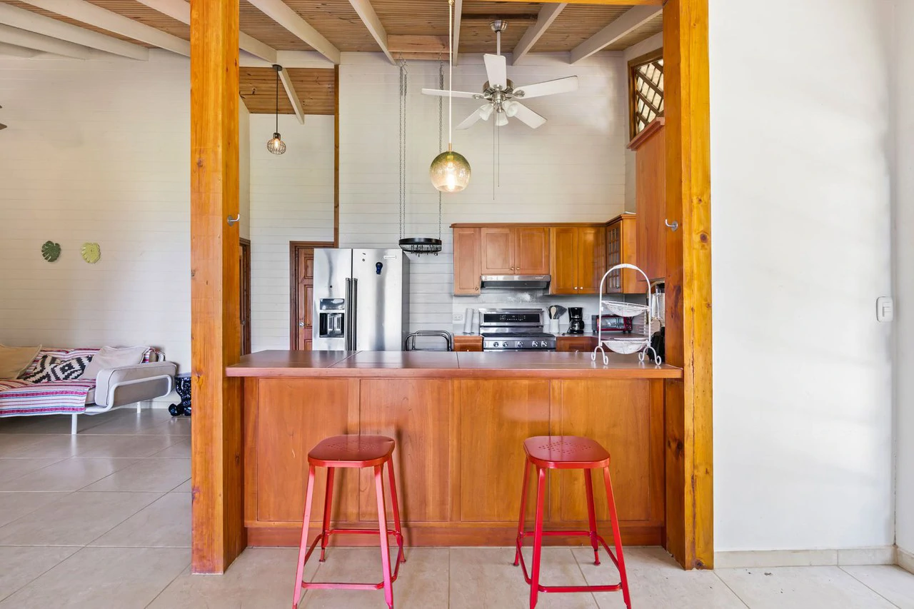 1.6 ACRES – 3 Bedroom Ocean And Mountain View Home With Pool, Public Road Frontage, ASADA Water, Room To Expand!!!! - Gallery image 12