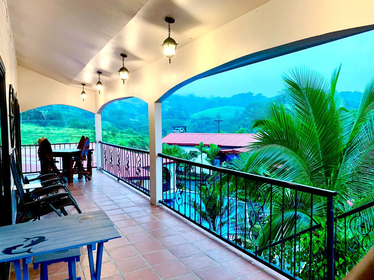 Hospitality At Its Finest: Turnkey Luxury Retreat: Lakeside Boutique Hotel & Eco-Sanctuary - Gallery image 3