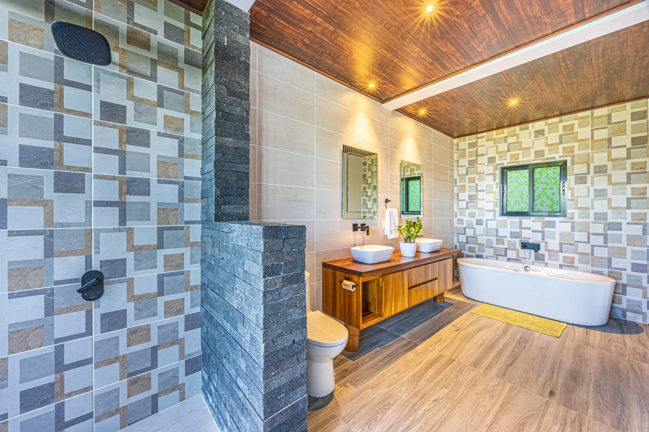Beautiful Ocean View Casa Espiritu de la Jungla in Ojochal. Excepting Bitcoin!: Mountain House For Sale in Ojochal - Gallery image 19