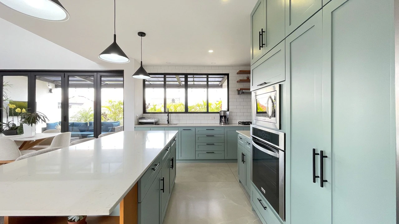 Modern Two-Story Home in Gated Community in Grecia– 5 Minutes from Downtown - photo 8