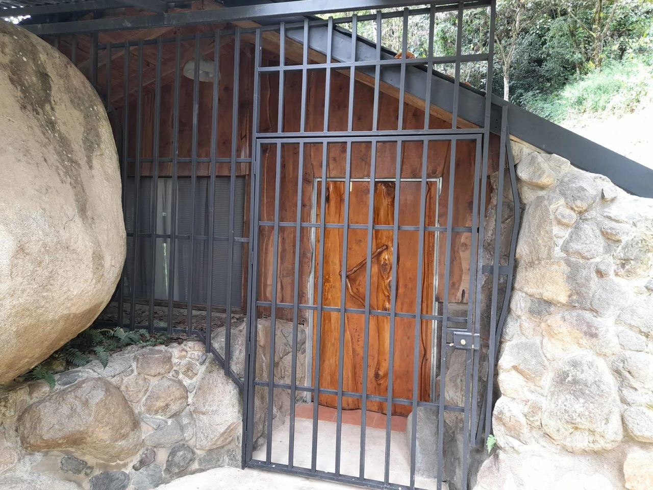 Mountain Retreat with River Views in San Gerardo de Rivas - Gallery image 23
