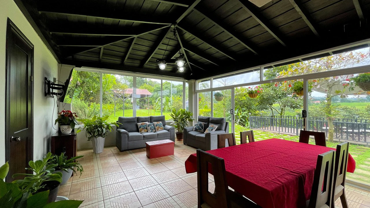 House for sale with large lots Grecia- San Isidro - Gallery image 18