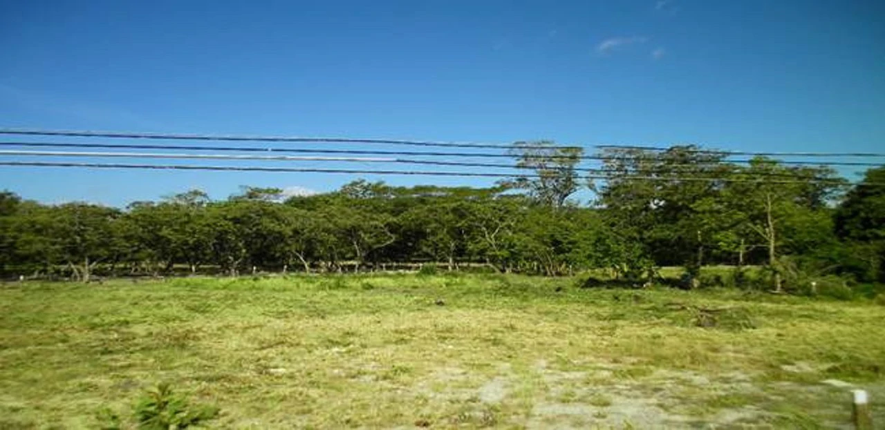 PROPERTY IN CENTER OF LIBERIA: Property in front of the Inter-American highway in Liberia Centro