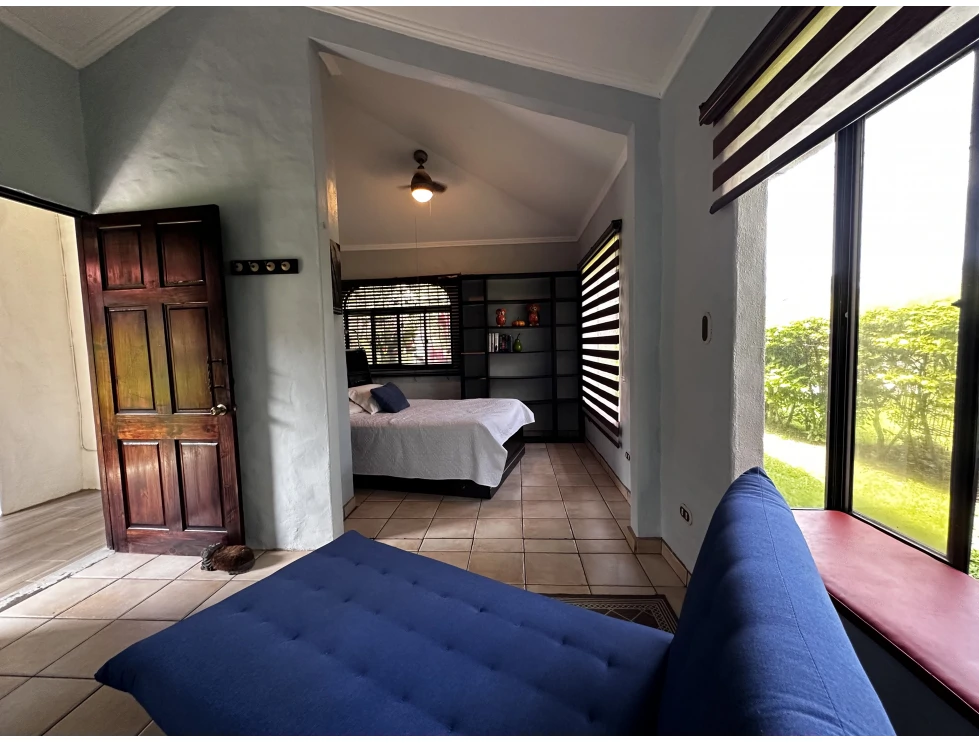 Casa de Luz in Pozos, Santa Ana: Discover Casa de Luz: your refuge in the midst of chaos! - Gallery image 18