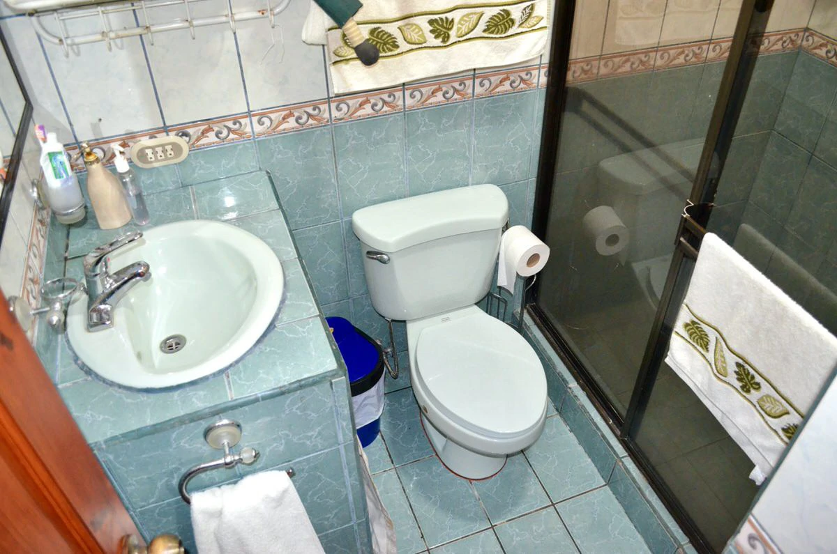Property for sale with the 3 houses in San Rafael - Gallery image 16