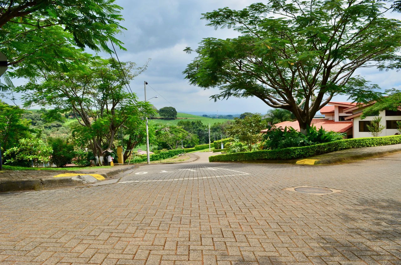 Countryside and Mountain Home Construction Site For Sale in Alajuela - Gallery image 10