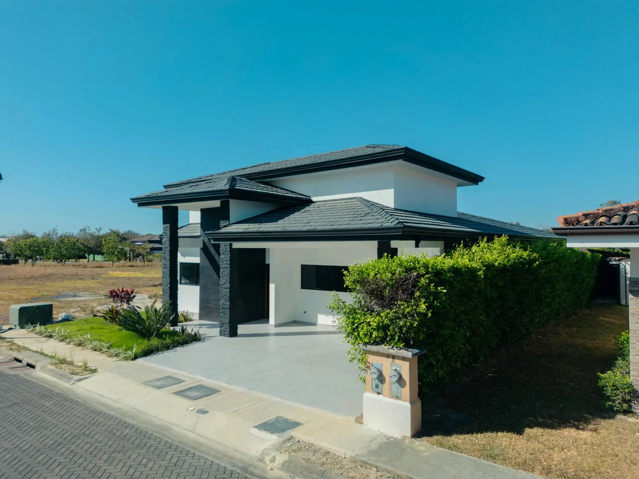HOUSE FOR SALE IN A GATED COMMUNITY – LIBERIA, GUANACASTE - Gallery image 6