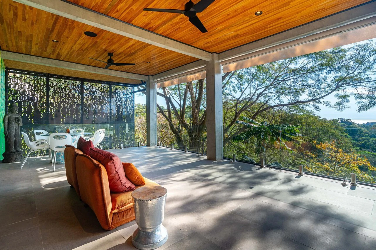 Casa Moon Diablo: Iconic Ocean View Luxury Estate with Infinity Pool, Rooftop Patio, Gym & Sauna in Manuel Antonio - Gallery image 32