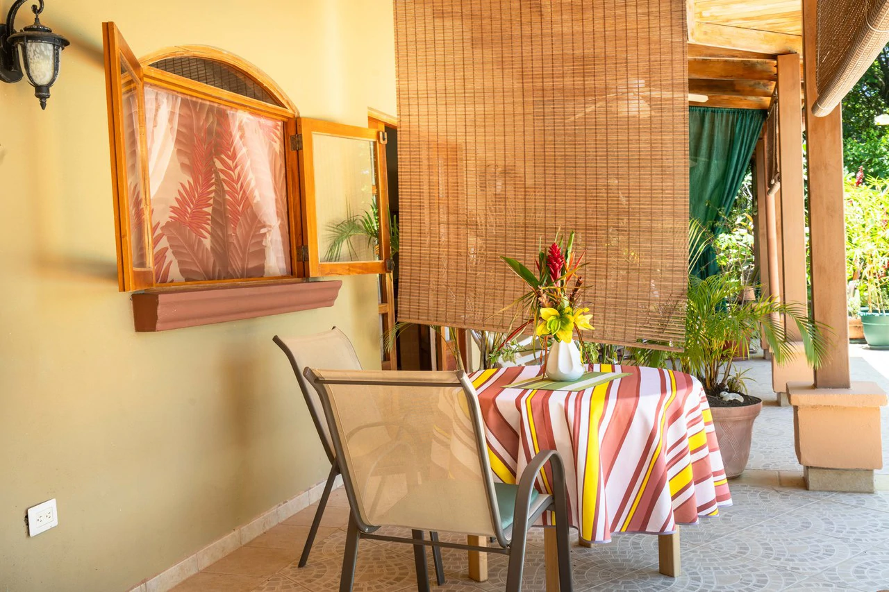 Commerical Property with 4 Ocean View Rental Units in Ojochal - Gallery image 9