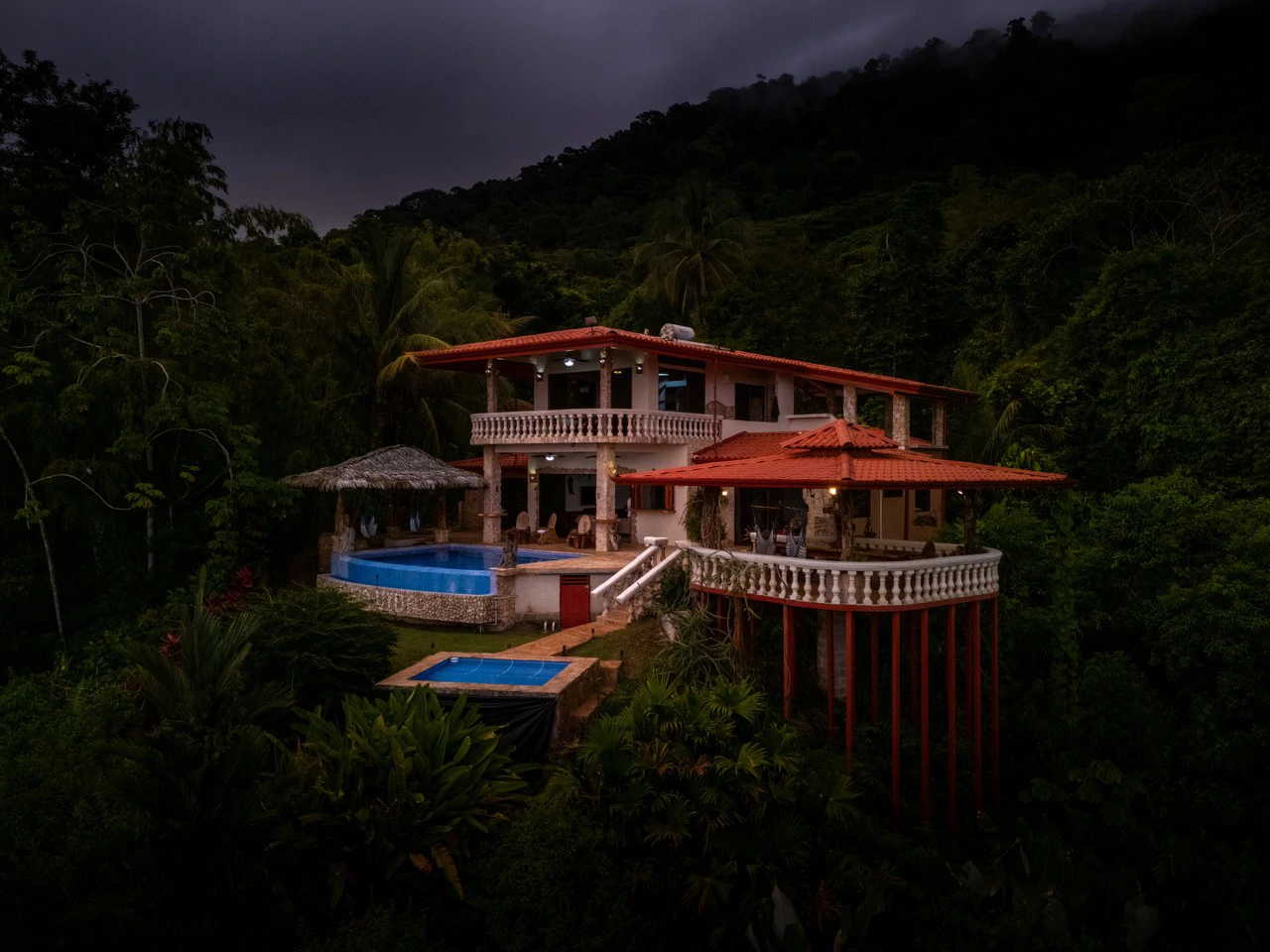 Mountain House For Sale in Escaleras - Gallery image 36