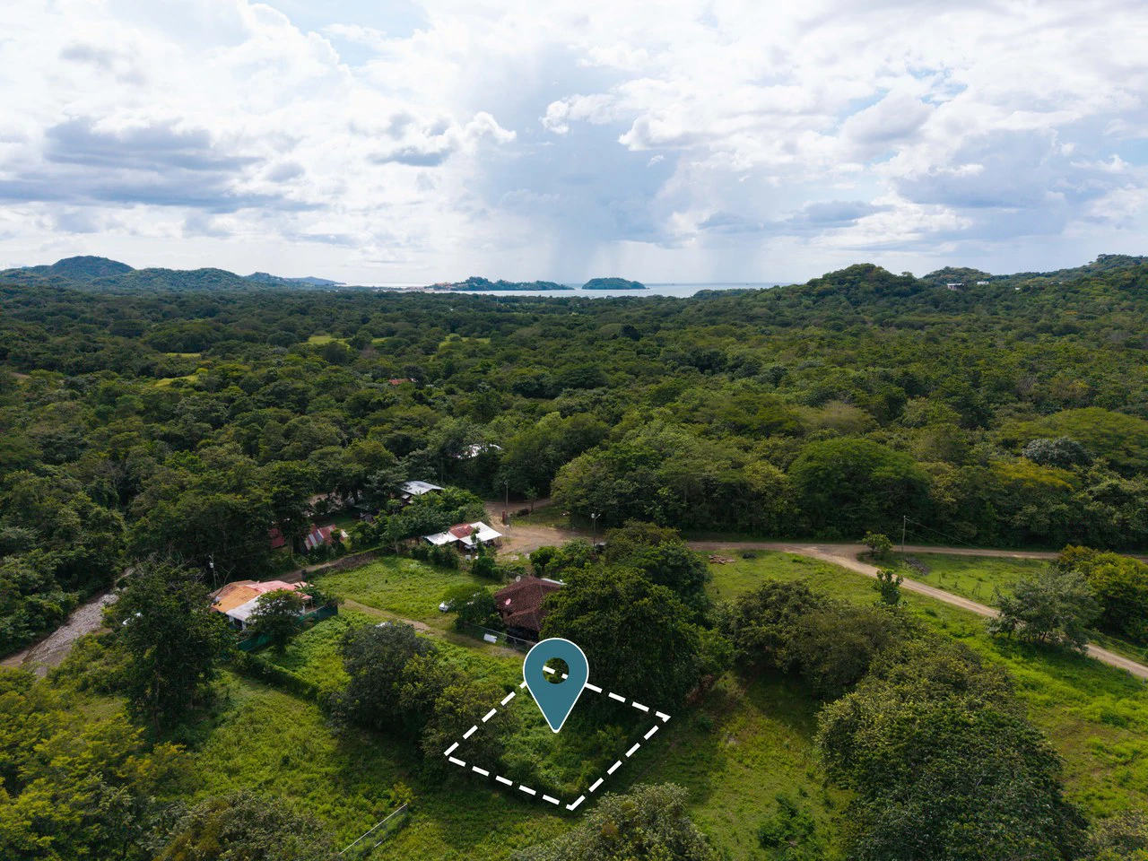 424m2 Lot with Water in Playa Potrero: Ready-to-Build Lot with Approved Plans & Renders - Gallery image 6
