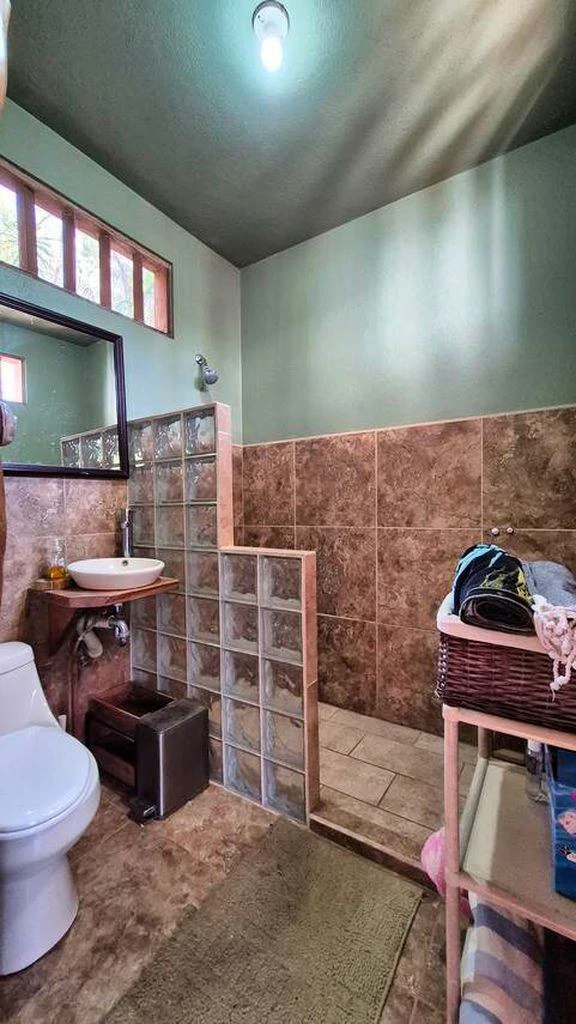 Casa Jungle Tree: PRICE DROP - Tropical Living with Pool, Expansion & Vehicle Included – Ready to enjoy the Pura Vida Lifestyle! - Gallery image 18
