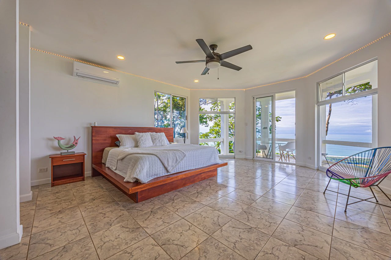 17 ACRES – 5 Bedroom Grand Estate, Guest House, SPECTACULAR VIEWS!!! - Gallery image 21