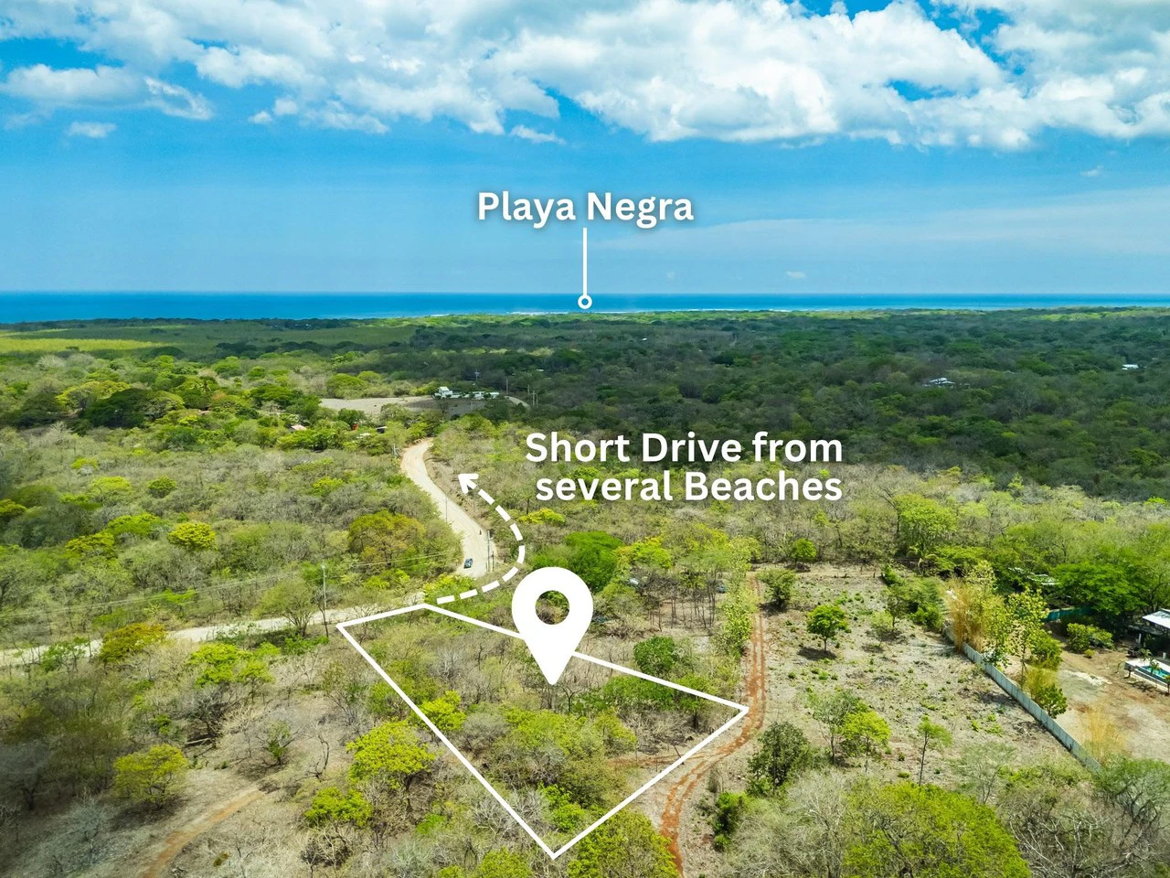 Pura Jungla Lots: Expansive Lots with Water Availability in Los Pargos