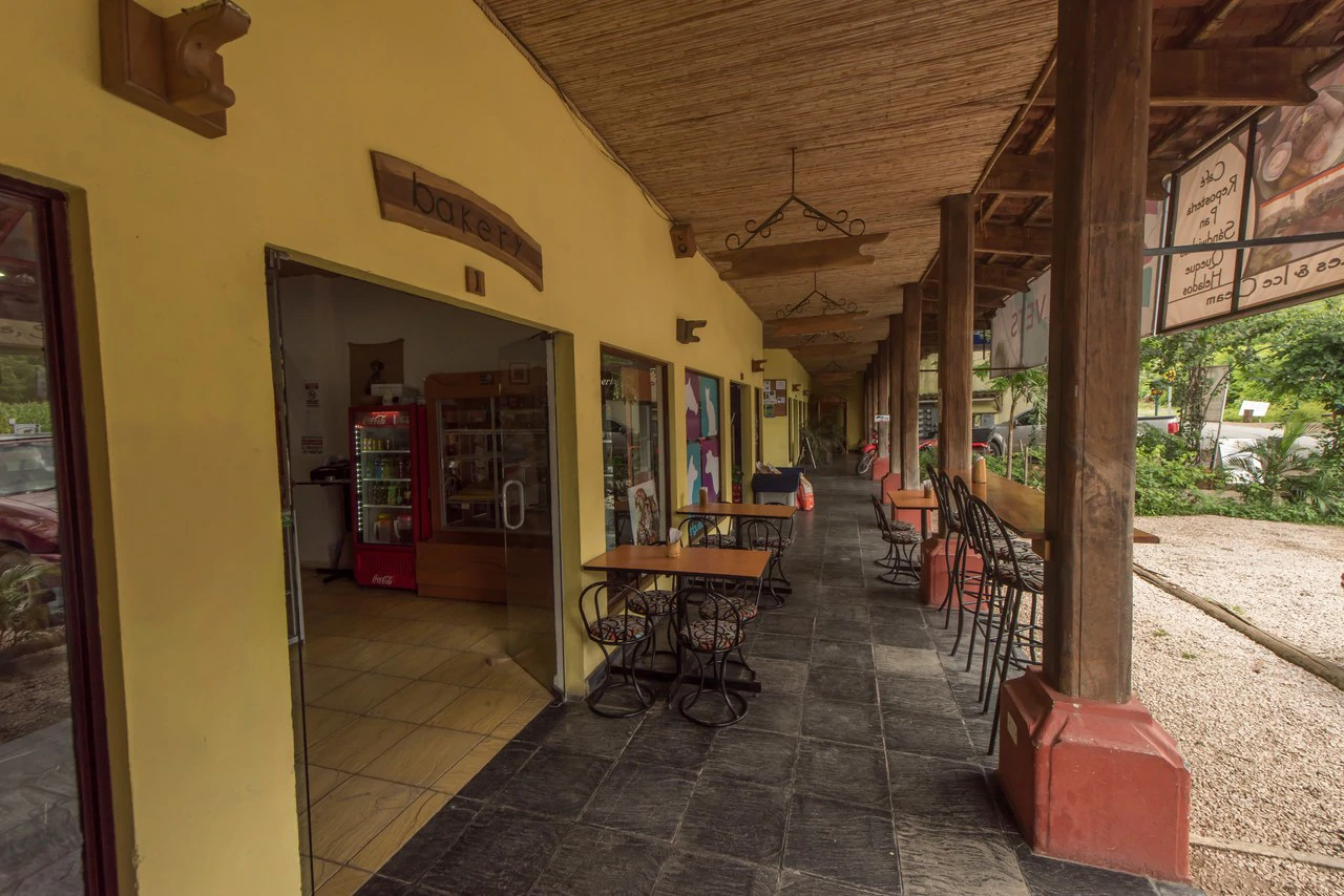 Top Money-Maker Commercial center downtown Samara, all rented,  250m from the beach - Gallery image 2