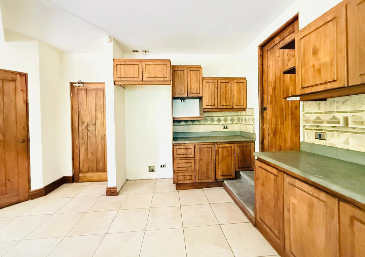 House for lease gated community 4 bedrooms Costa Rica - Gallery image 12