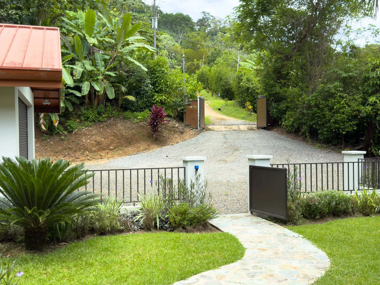 Luxury Waterfall-View Home with Guest House near Dominical, Costa Rica: Mountain House For Sale in Dominical - Gallery image 54