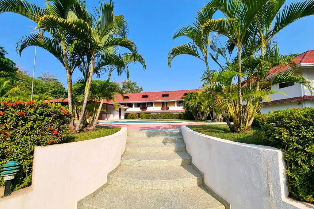Condo Residencia Anita: Charming One-Bedroom Condo Near the Beach - Gallery image 3