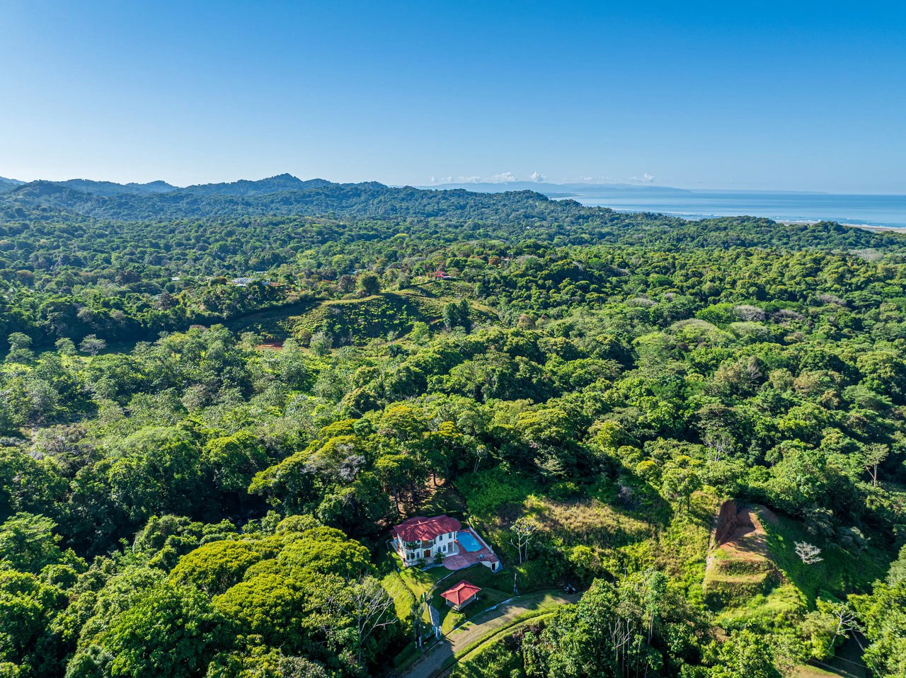 Elegant 3 Bedroom + Office Jungle Home in Puesta Del Sol, Ojochal - Gallery image 44
