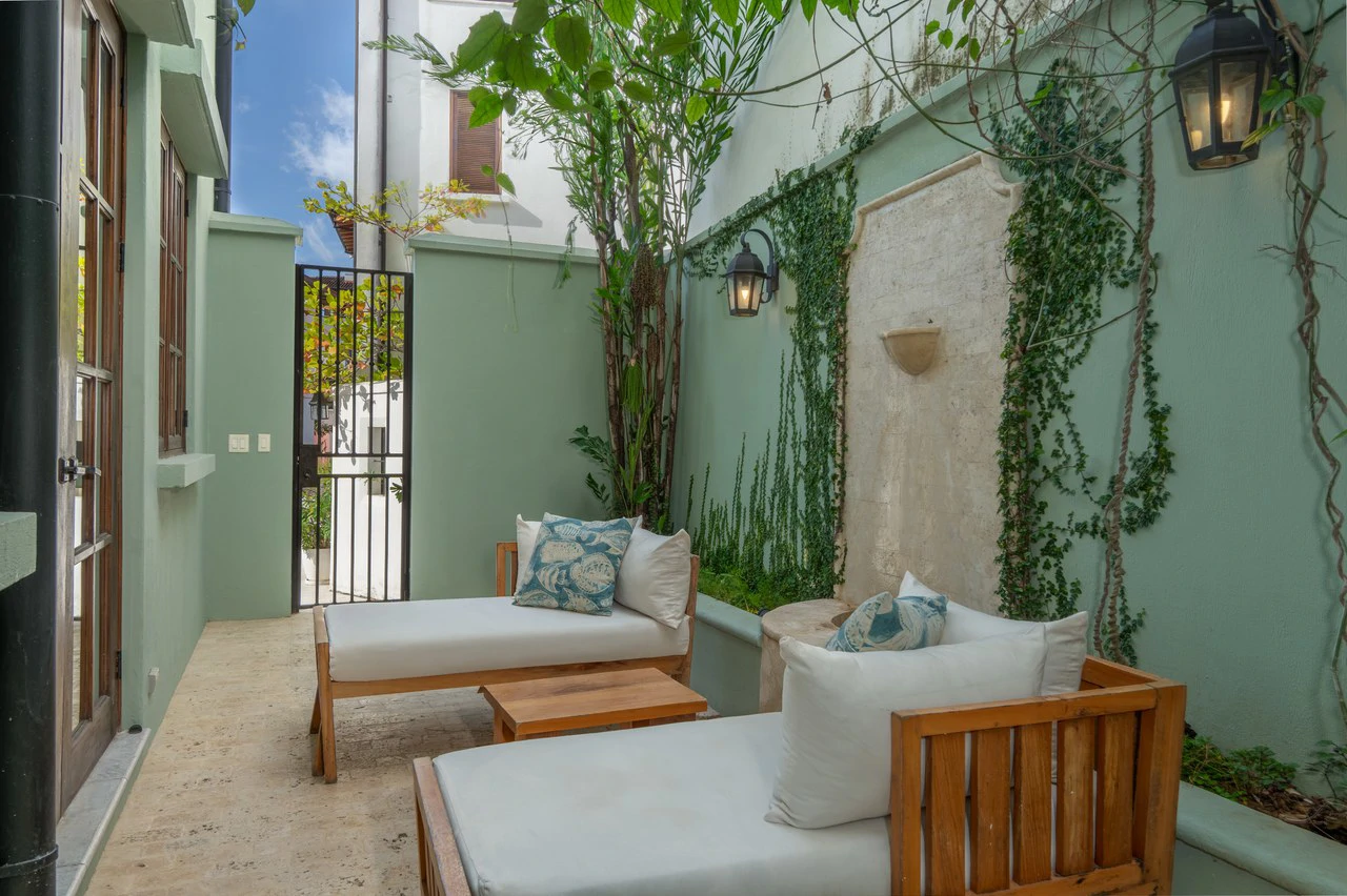 Casa Acuarela: Steps from the Beach & Beach Club, Impeccable 4-Bedroom Home in Las Catalinas - Gallery image 10