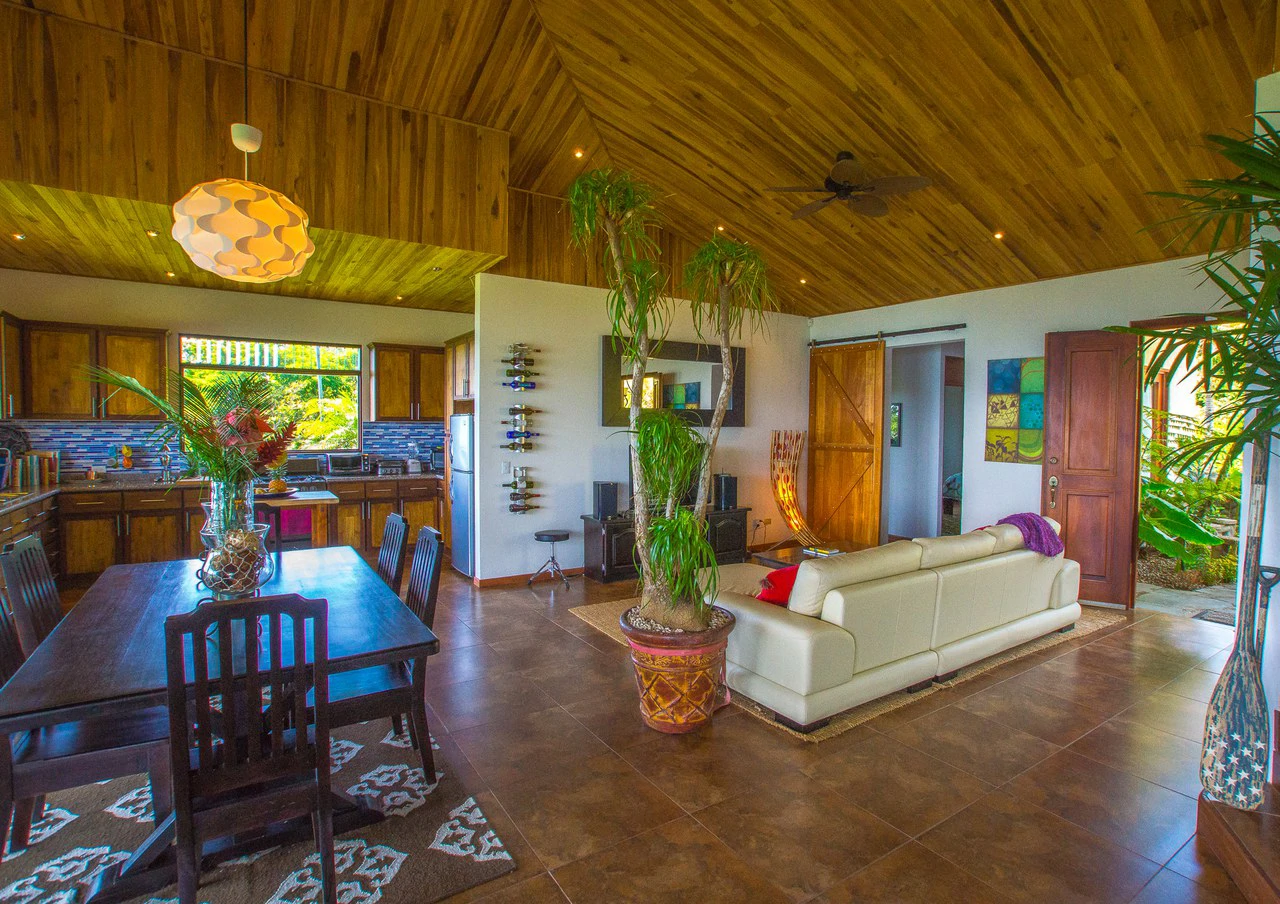 Luxury Vacation Rental Villas for Sale with Amazing Views of Lake Arenal - Gallery image 28