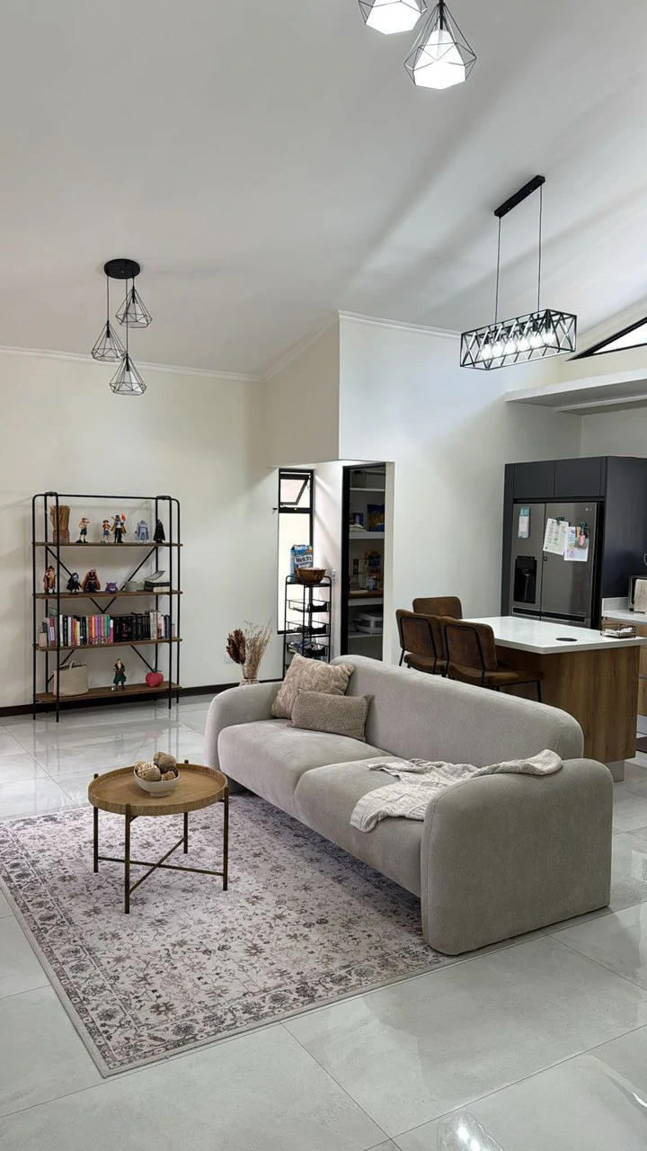 Casa Provenza...:  New Single Level Home - Secure Gated Community! - Gallery image 6