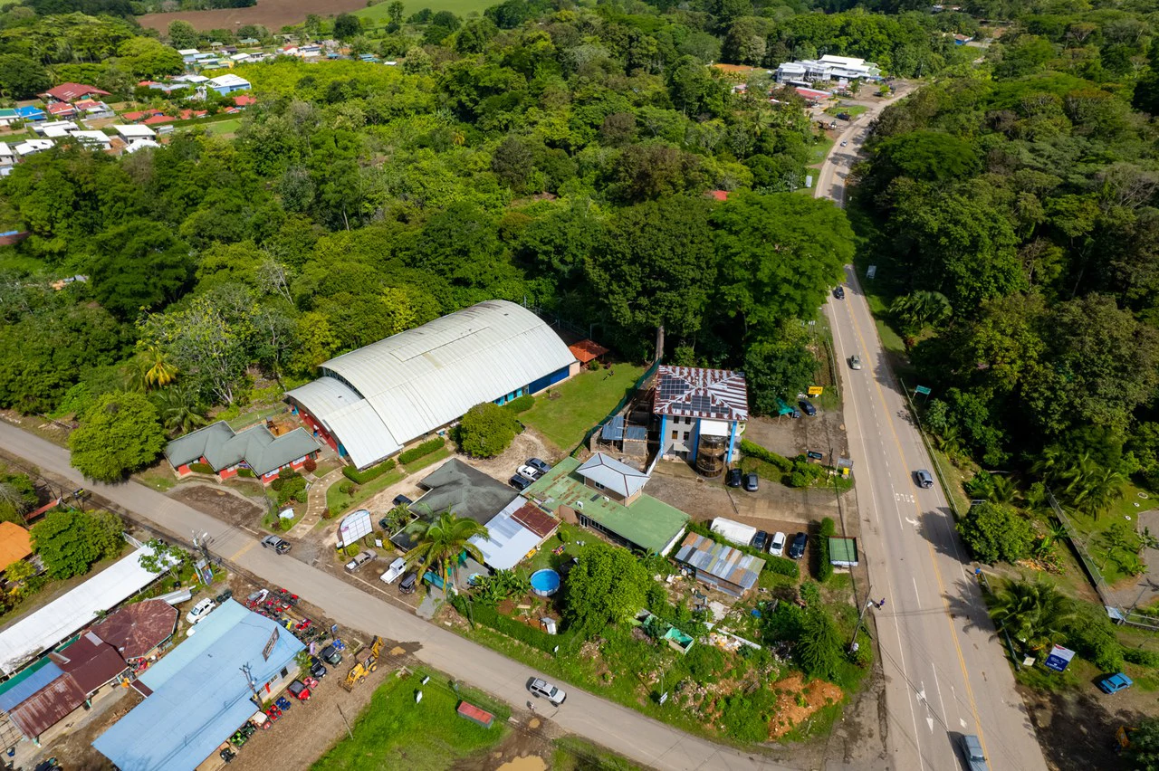THRIVING SPORTS AND COMMERCIAL BUSINESS WITH OWNER FINANCING OPTION: Rincon Uvita - Gallery image 41