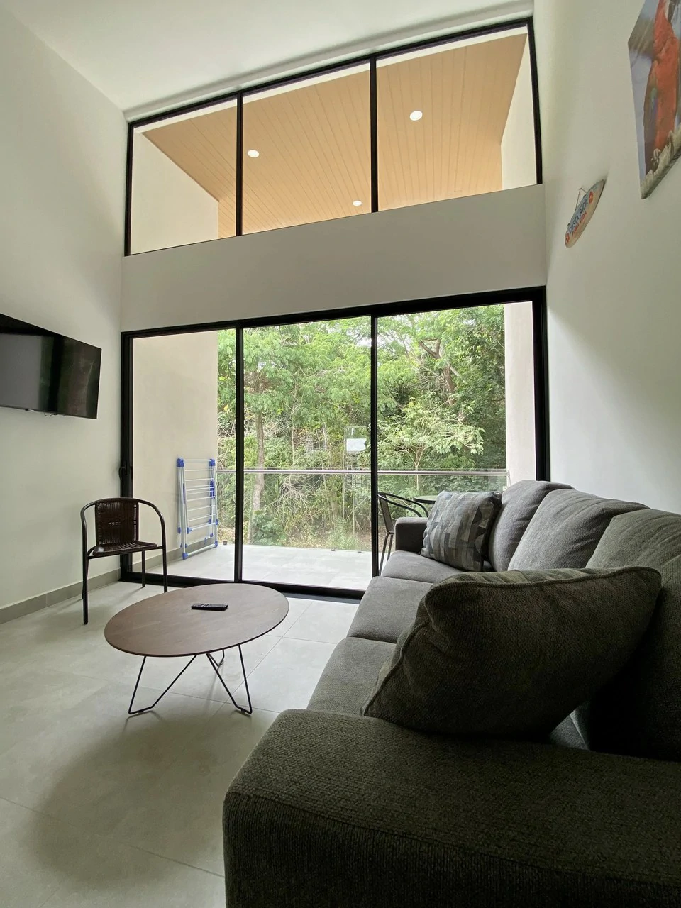 AZUL DEL MAR 54:   USD $189,000: with one-of-a-kind location with private beach, security, and amazing amenities!: Luxury resort-style living. Furnished and decorated home with many upgrades Financing