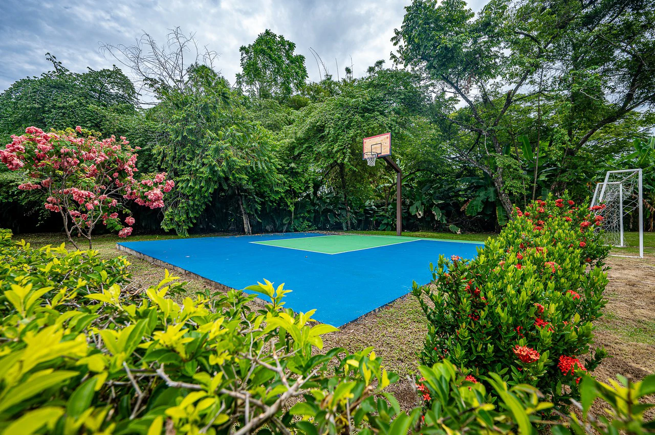 A Home in Jaco's Best Gated Community!: Near the Coast Condominium For Sale in Jacó - Gallery image 32